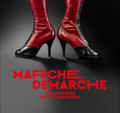 La chaussure s’invite au Musée des Arts Décoratifs dans une  exposition « Marche et démarche : une histoire de la chaussure ».