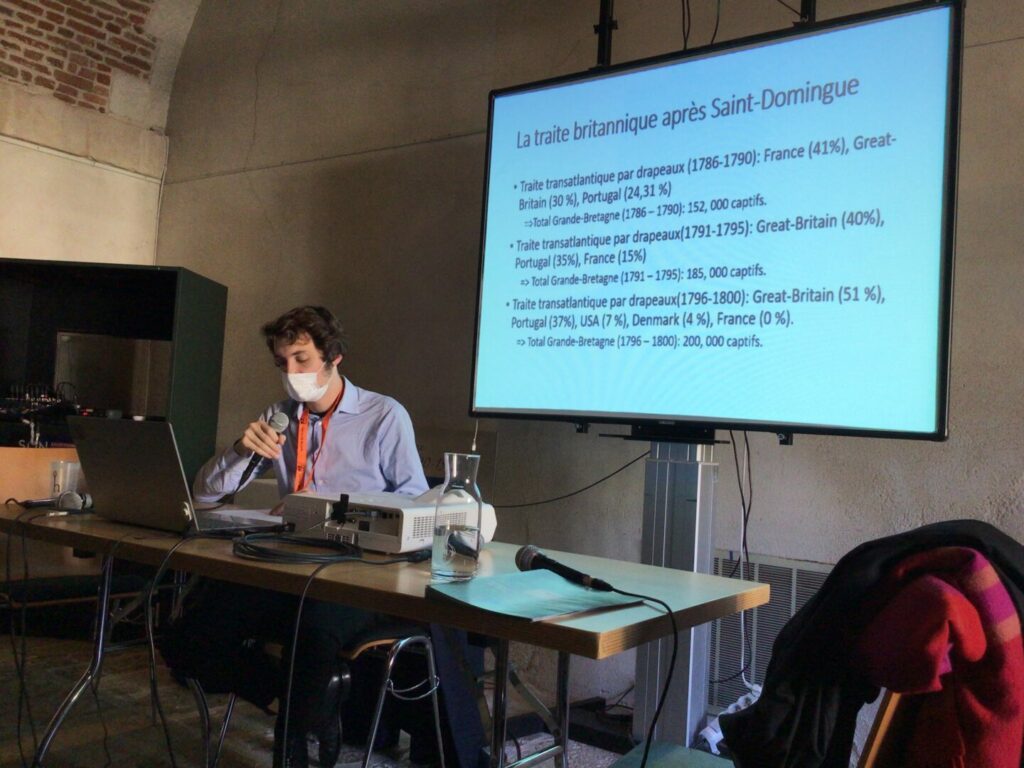 Au milieu de ces désastres dont les suites se feront sentir Esclavage